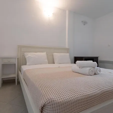 Maisonette San Tosa * Aspro Chorio